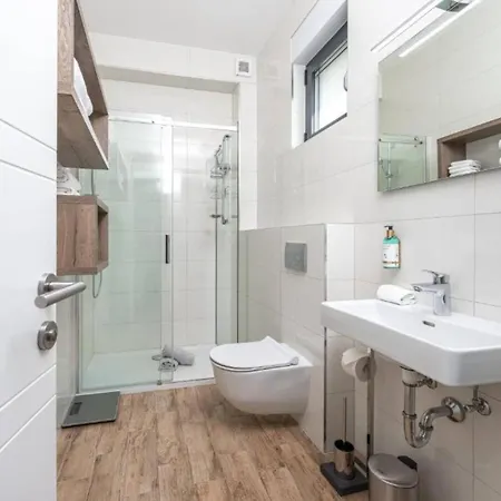 Luxury Five Bedroom With Pool And Sunset View ヴィラ ザトン