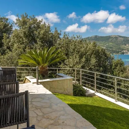 ヴィラ Luxury Five Bedroom With Pool And Sunset View ザトン